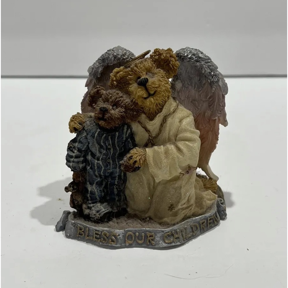 Hope Angelwish, Everychild Bless Our Children Boyds Bearstone. Very cute.